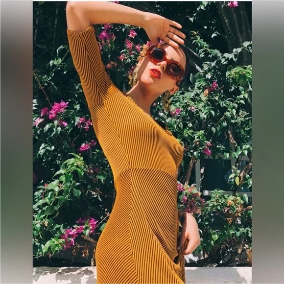 Zara NWOT Ribbed Striped Dress Fit and Flare Half Sleeve size XL - Picture 1 of 8